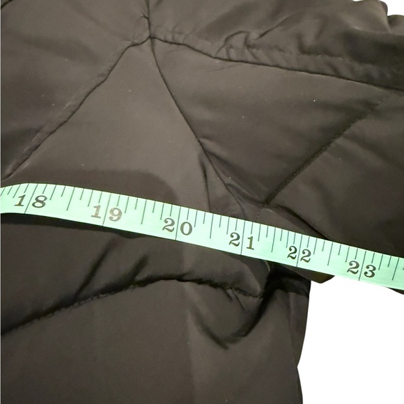 💜5/$50💜 Calvin Klein Black Puffer Jacket - Picture 8 of 16